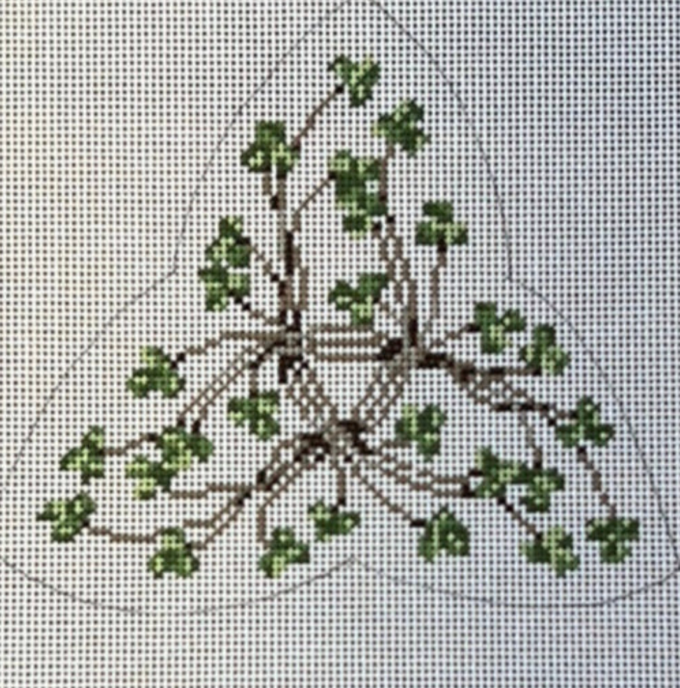 Kate Woodward - Shamrock Celtic. Knot