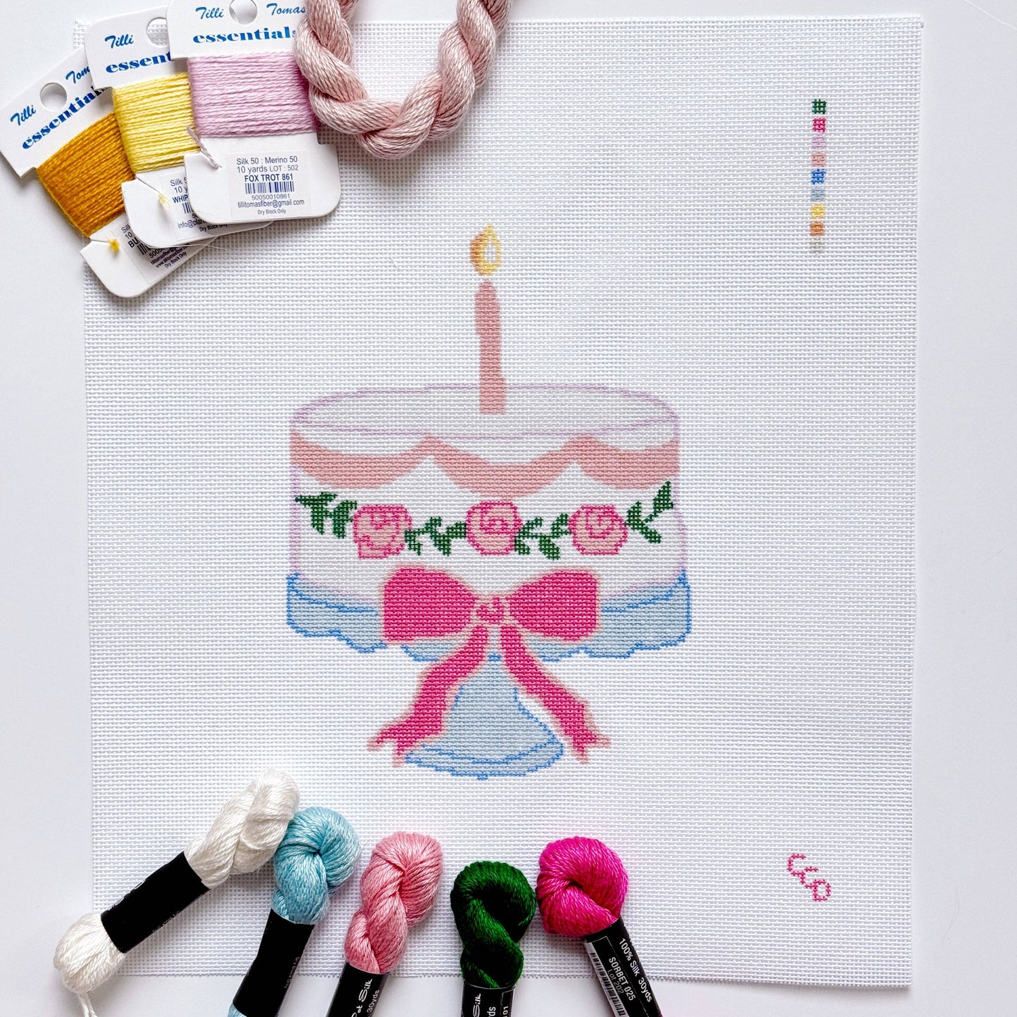 Cotswold Designs Birthday Bow Cake 1