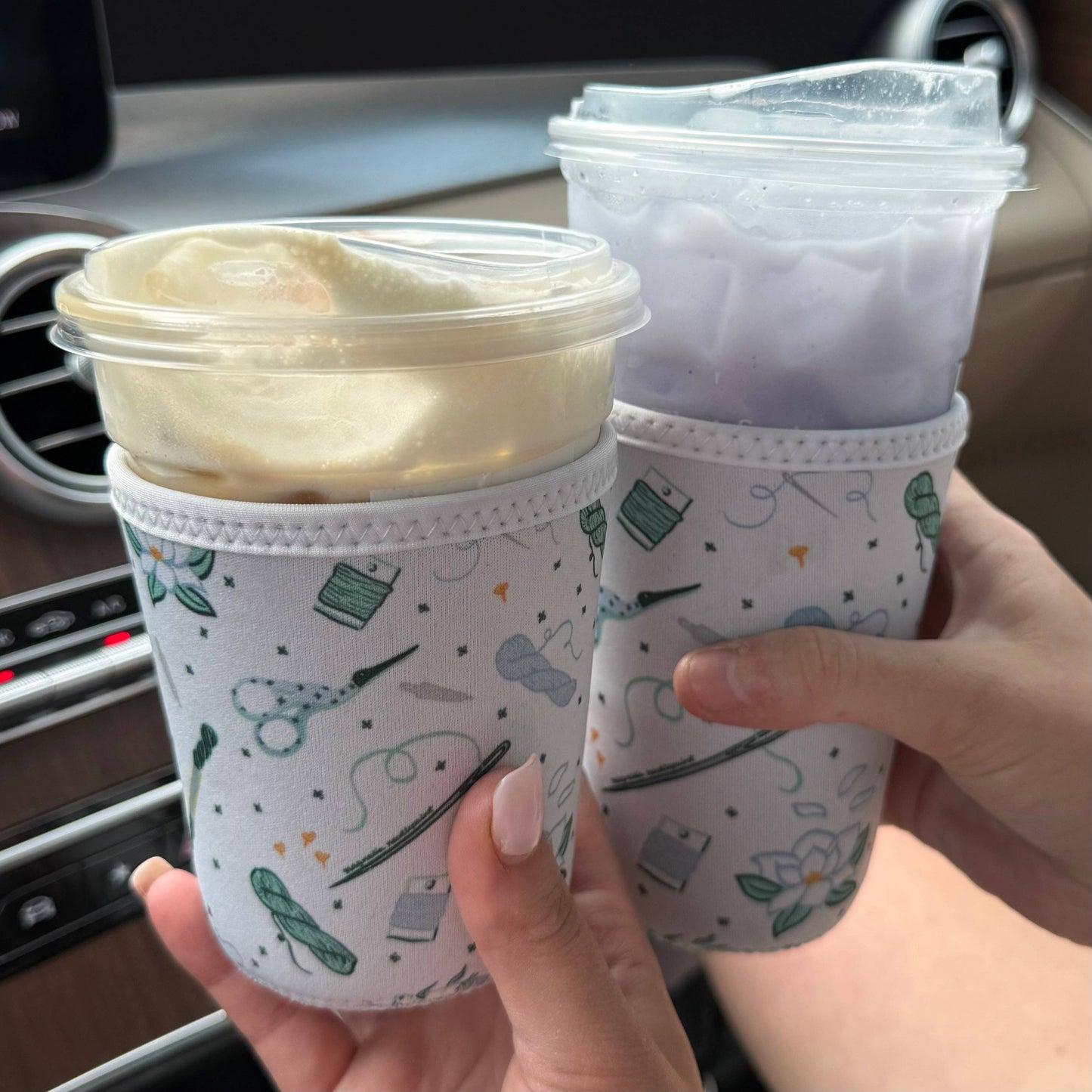 Magnolia Needlepoint Pattern Cup Sleeve Koozie
