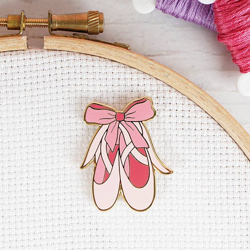 Ballet Slippers Magnetic Needle Minder