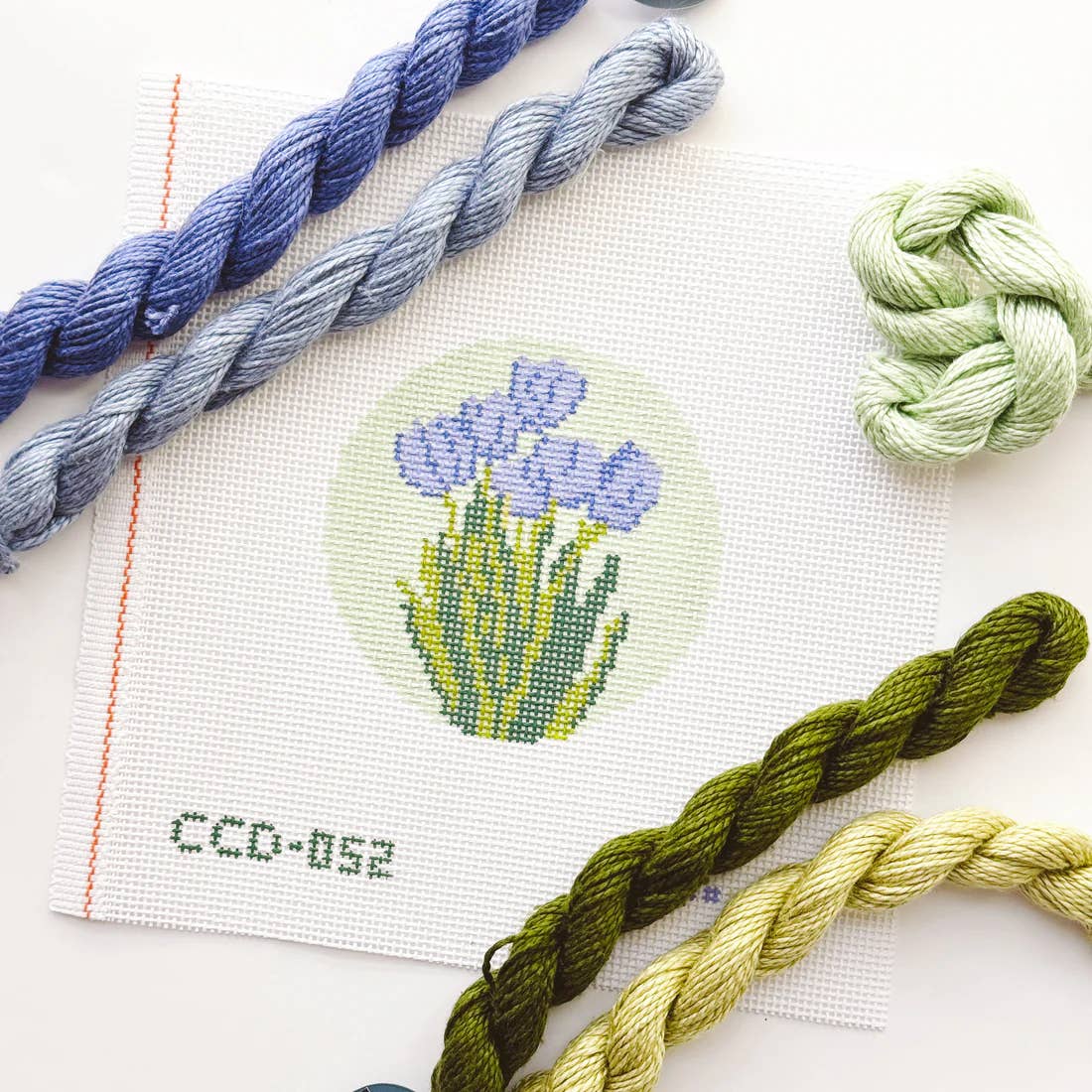 Cotswold Designs Floral Round
