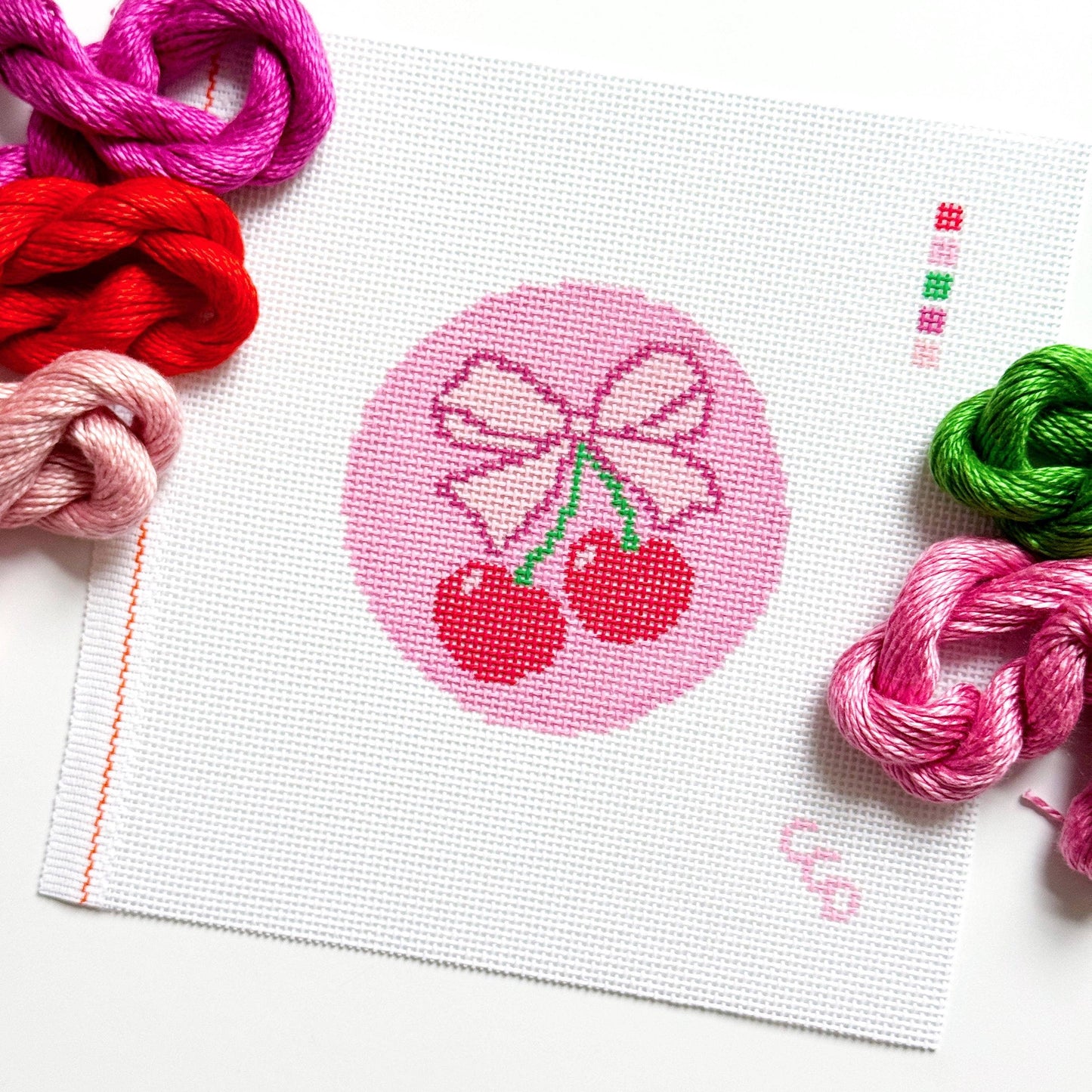 Cotswold Designs Cherry Bow