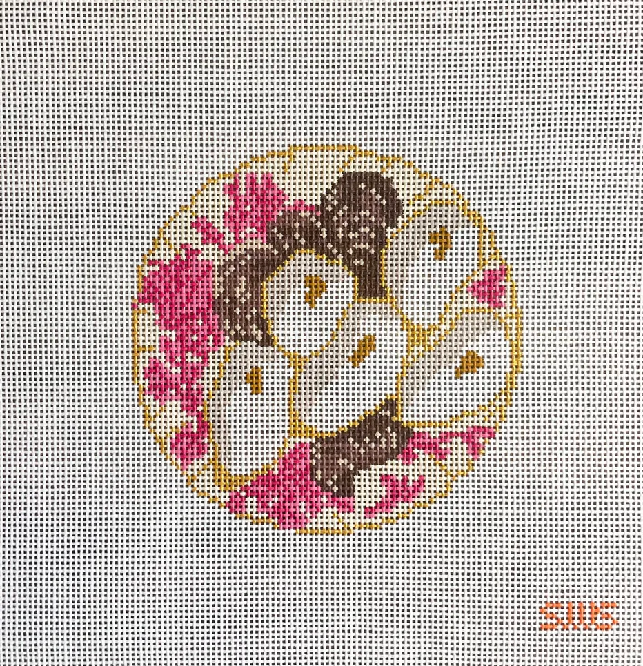 Stitching With Stacey - Pink Oyster Plate