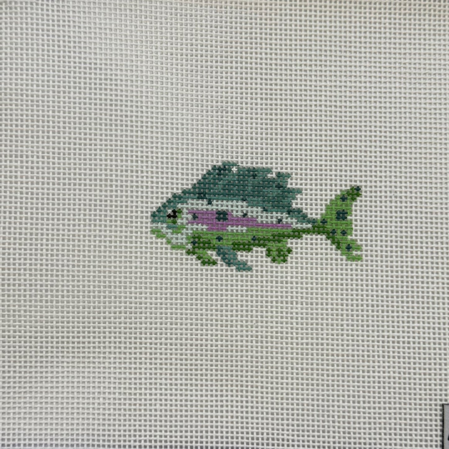 Arden Gray Fish Mini