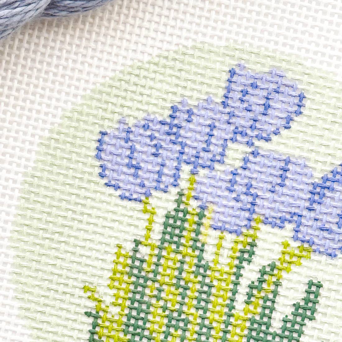Cotswold Designs Floral Round